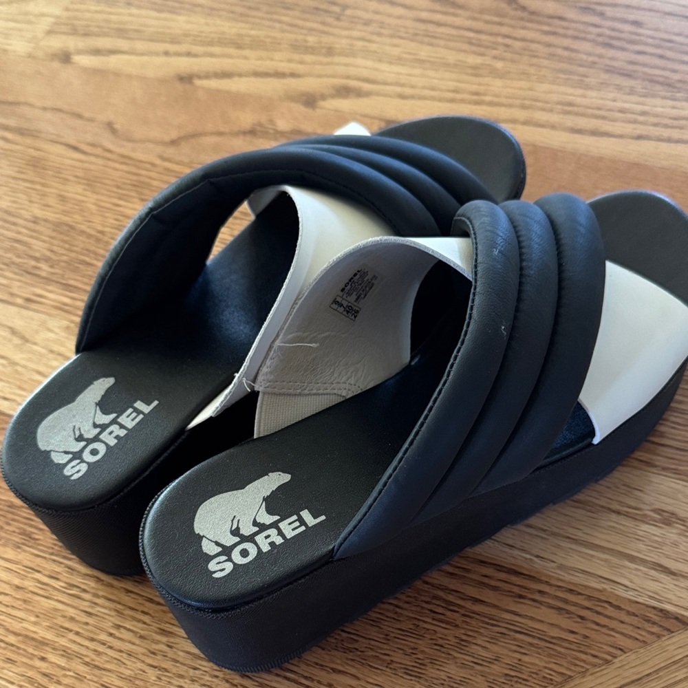 Sorel Black and White Women's Sandals